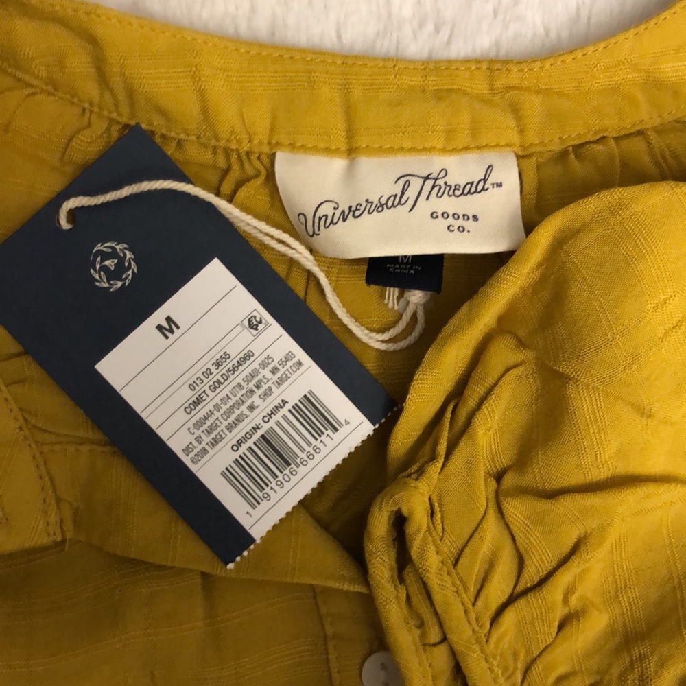 Mustard Universal Thread Boxy Tee - Picture 4 of 4